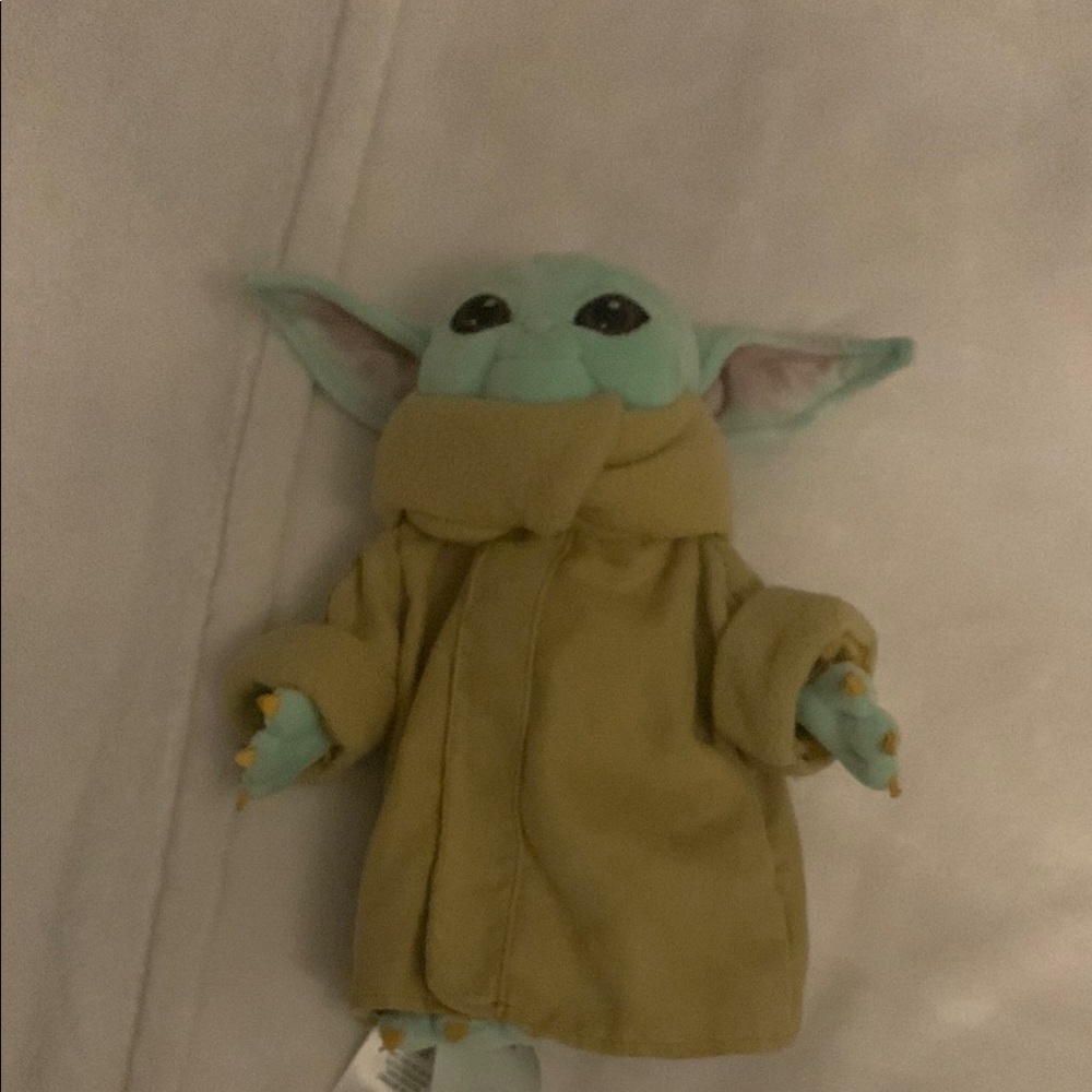 Star Wars Grogu “Baby Yoda” Plush Doll – The Mandalorian